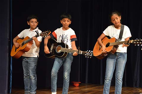 Assembly Grade 4C, 2024-2025 - 23