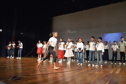 Assembly Grade 4C, 2024-2025 - 25