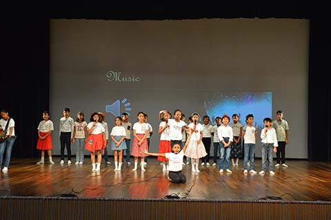 Assembly Grade 4C, 2024-2025 - 33