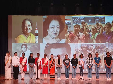 Assembly Grade 6C, 2024-2025 - 30