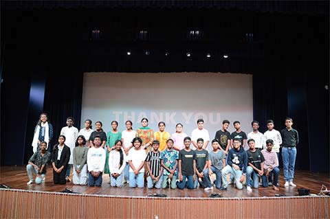 Assembly Grade 8B, 2024-2025 - 1