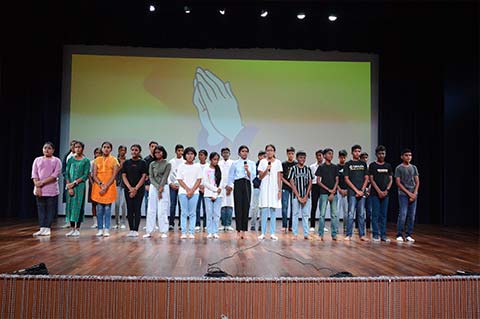 Assembly Grade 8B, 2024-2025 - 29