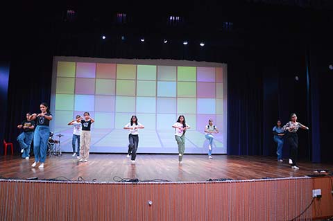 Assembly Grade 9C, 2024-2025 - 11